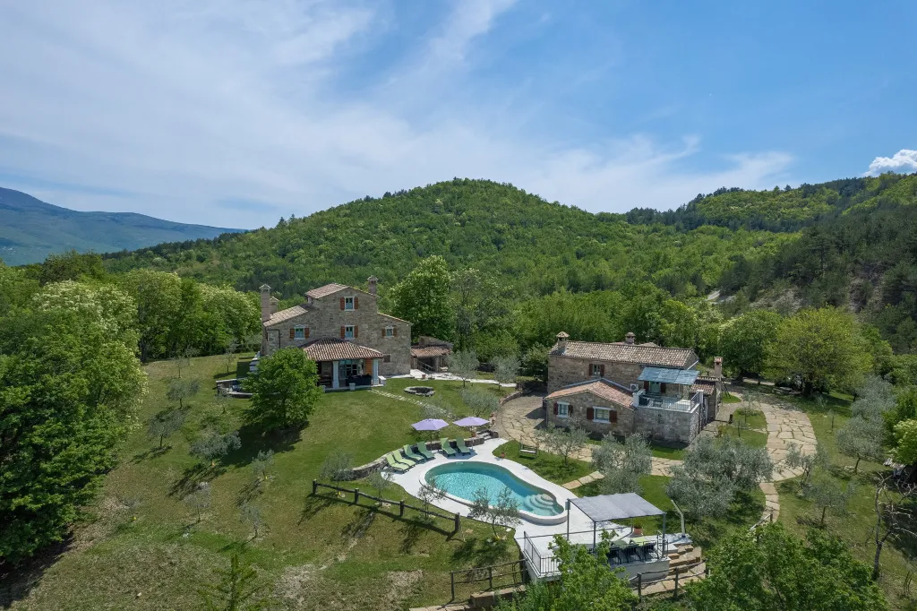 Heritage Villa Retreat with Pool in Paz