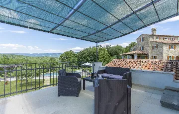 Heritage Villa Retreat with Pool in Paz