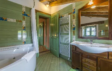 Heritage Villa Retreat with Pool in Paz