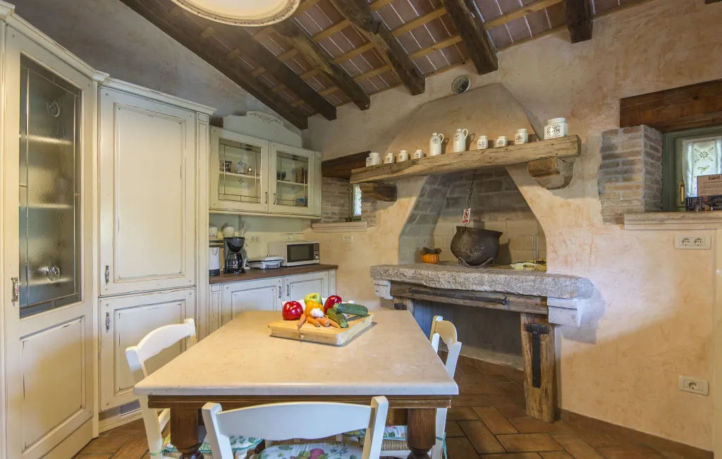 Heritage Villa Retreat with Pool in Paz