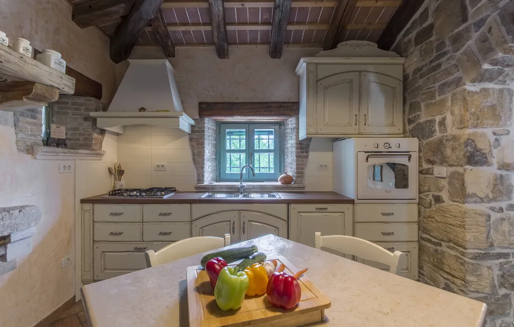 Heritage Villa Retreat with Pool in Paz