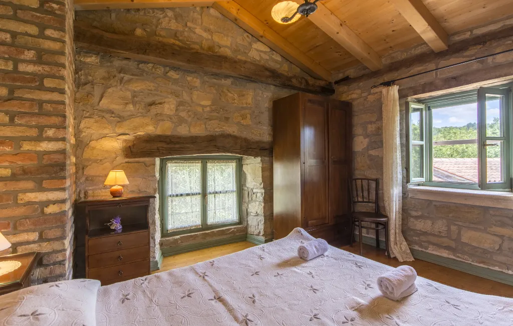 Heritage Villa Retreat with Pool in Paz