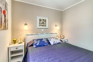 Coastal Pool Villa with Bay Views in Banjole