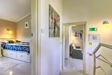 Coastal Pool Villa with Bay Views in Banjole