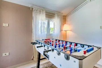 Coastal Pool Villa with Bay Views in Banjole