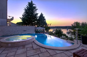 Coastal Pool Villa with Bay Views in Banjole