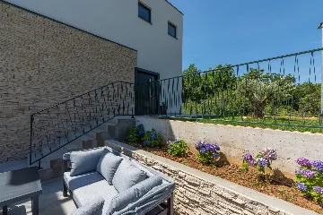 Modern Family Villa with Pool in Labin