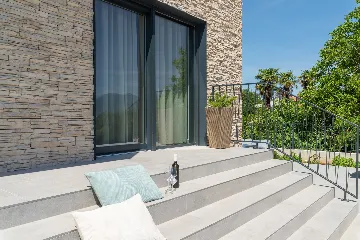 Modern Family Villa with Pool in Labin