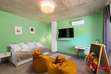 Modern Family Villa with Pool in Labin