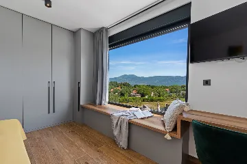 Modern Family Villa with Pool in Labin