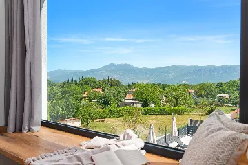 Modern Family Villa with Pool in Labin