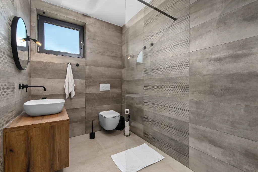 Modern Family Villa with Pool in Labin