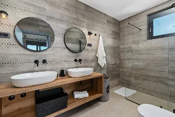 Modern Family Villa with Pool in Labin