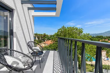 Modern Family Villa with Pool in Labin