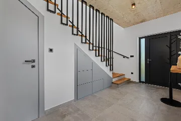 Modern Family Villa with Pool in Labin