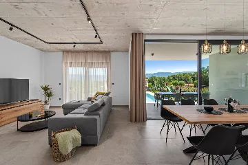 Modern Family Villa with Pool in Labin