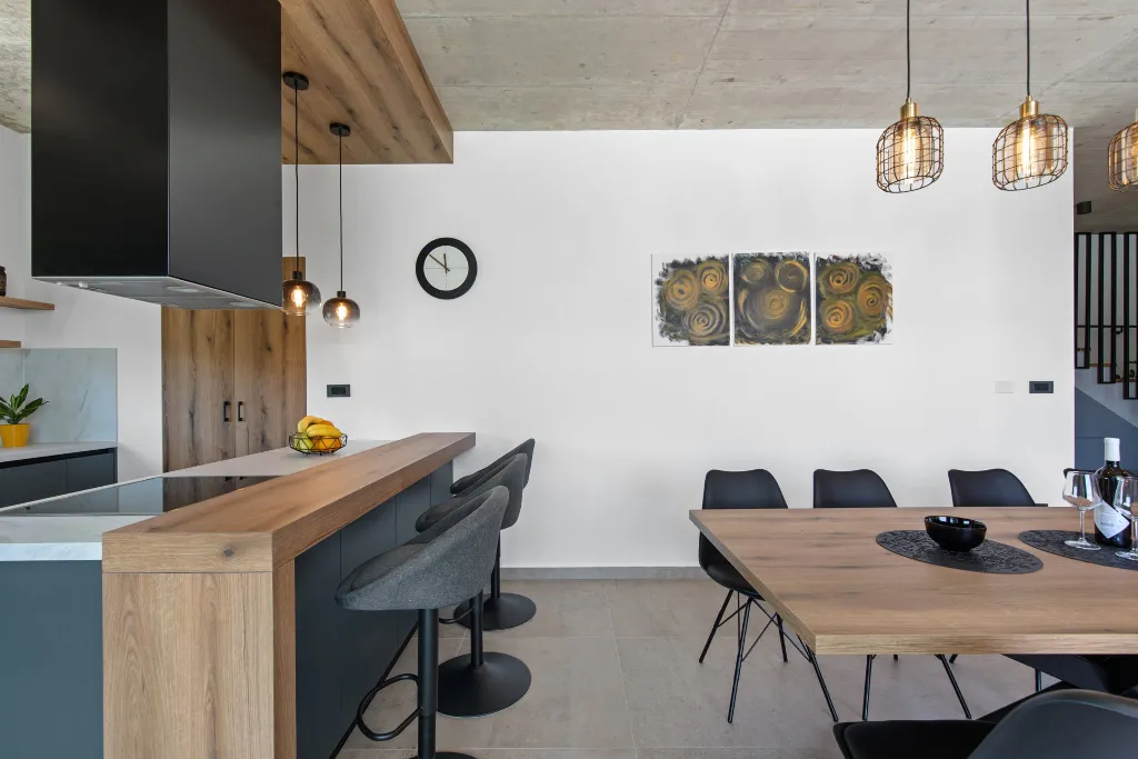 Modern Family Villa with Pool in Labin