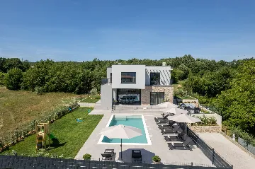 Modern Family Villa with Pool in Labin