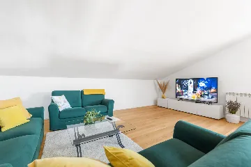 Spacious Family Villa with Garden in Pazin