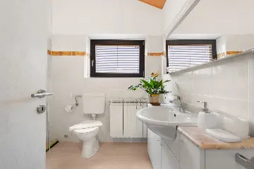 Spacious Family Villa with Garden in Pazin