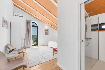 Spacious Family Villa with Garden in Pazin