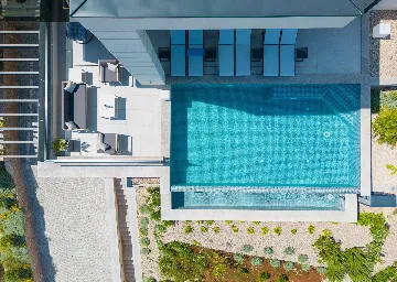 Modern Villa with Pool and Sauna in Vrbnik