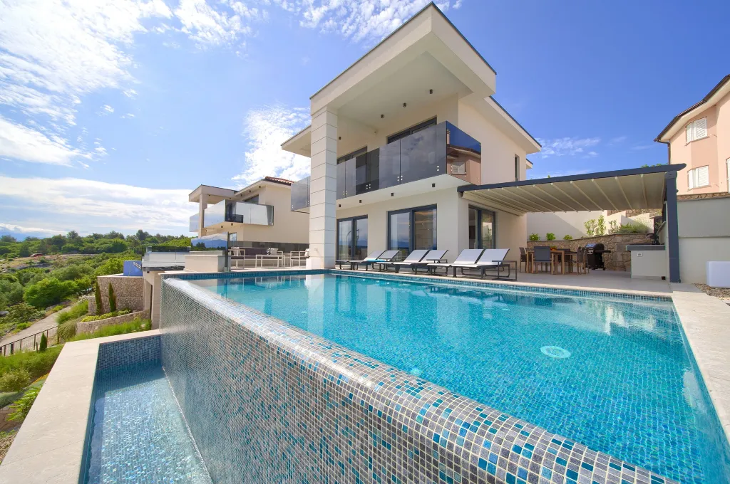 Modern Villa with Pool and Sauna in Vrbnik
