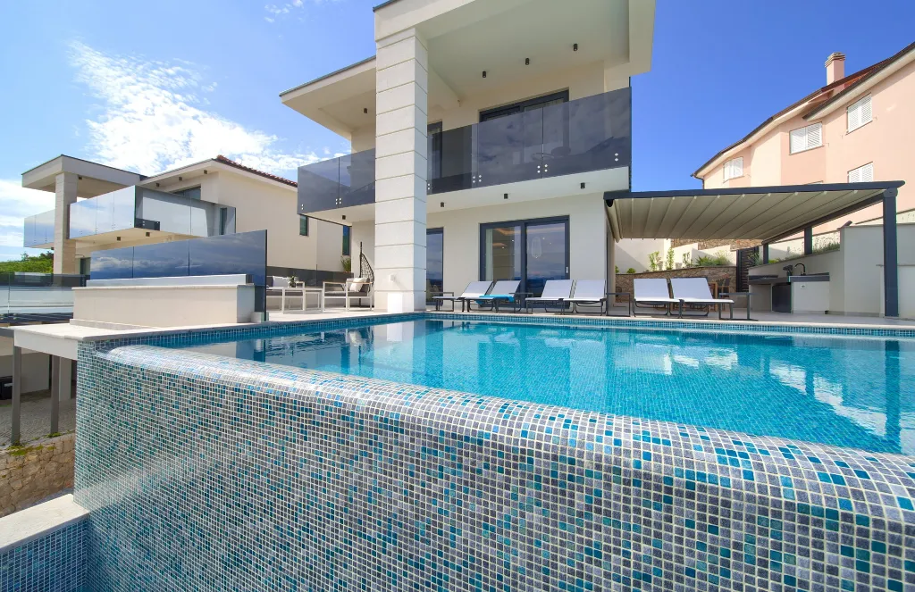 Modern Villa with Pool and Sauna in Vrbnik