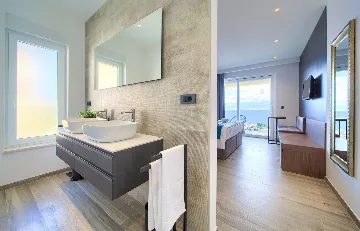 Modern Villa with Pool and Sauna in Vrbnik