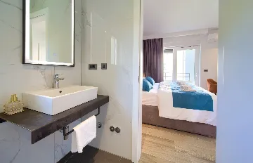 Modern Villa with Pool and Sauna in Vrbnik