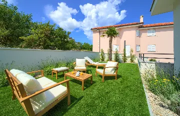 Modern Villa with Pool and Sauna in Vrbnik