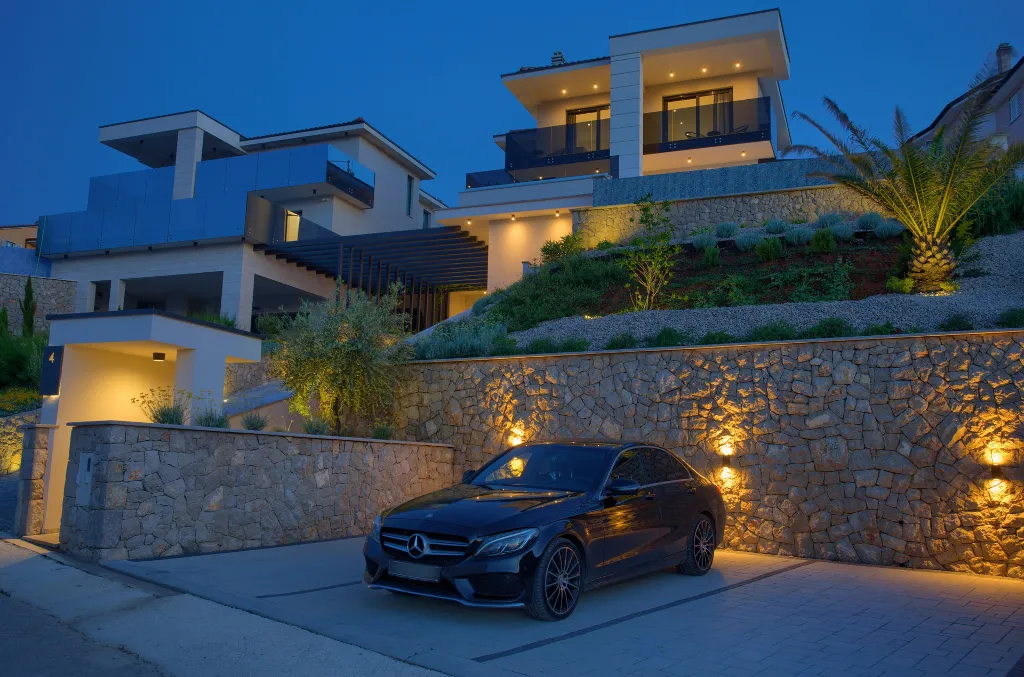 Modern Villa with Pool and Sauna in Vrbnik