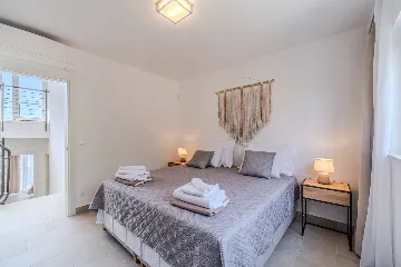 Modern Island Villa with Pool in Nerežišća