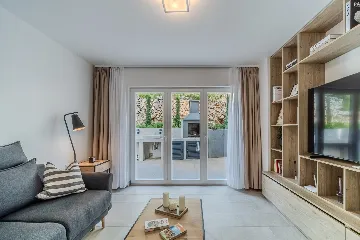 Modern Island Villa with Pool in Nerežišća