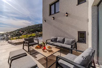 Modern Island Villa with Pool in Nerežišća