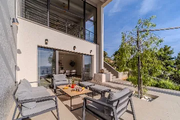 Modern Island Villa with Pool in Nerežišća