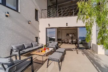 Modern Island Villa with Pool in Nerežišća