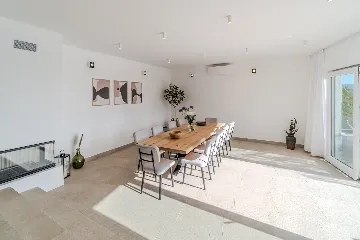 Modern Island Villa with Pool in Nerežišća