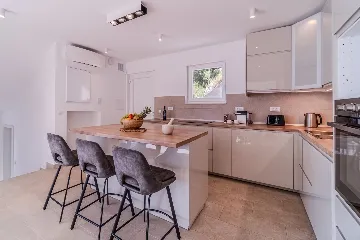 Modern Island Villa with Pool in Nerežišća