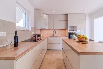 Modern Island Villa with Pool in Nerežišća