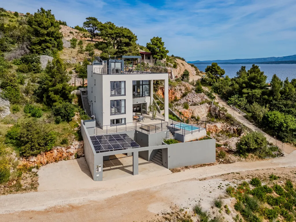 Modern Island Villa with Pool in Nerežišća