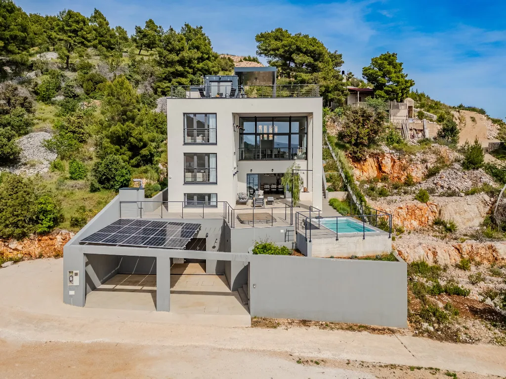 Modern Island Villa with Pool in Nerežišća