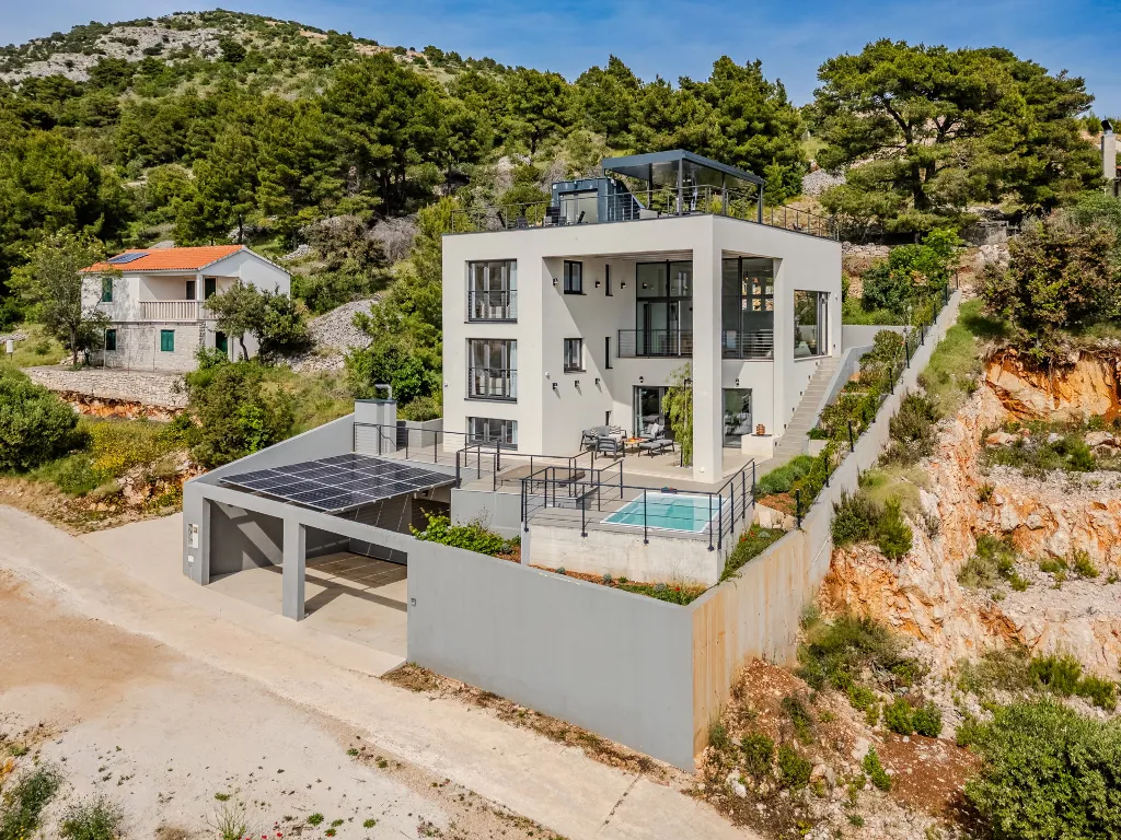 Modern Island Villa with Pool in Nerežišća