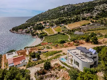 Modern Island Villa with Pool in Nerežišća