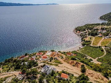 Modern Island Villa with Pool in Nerežišća