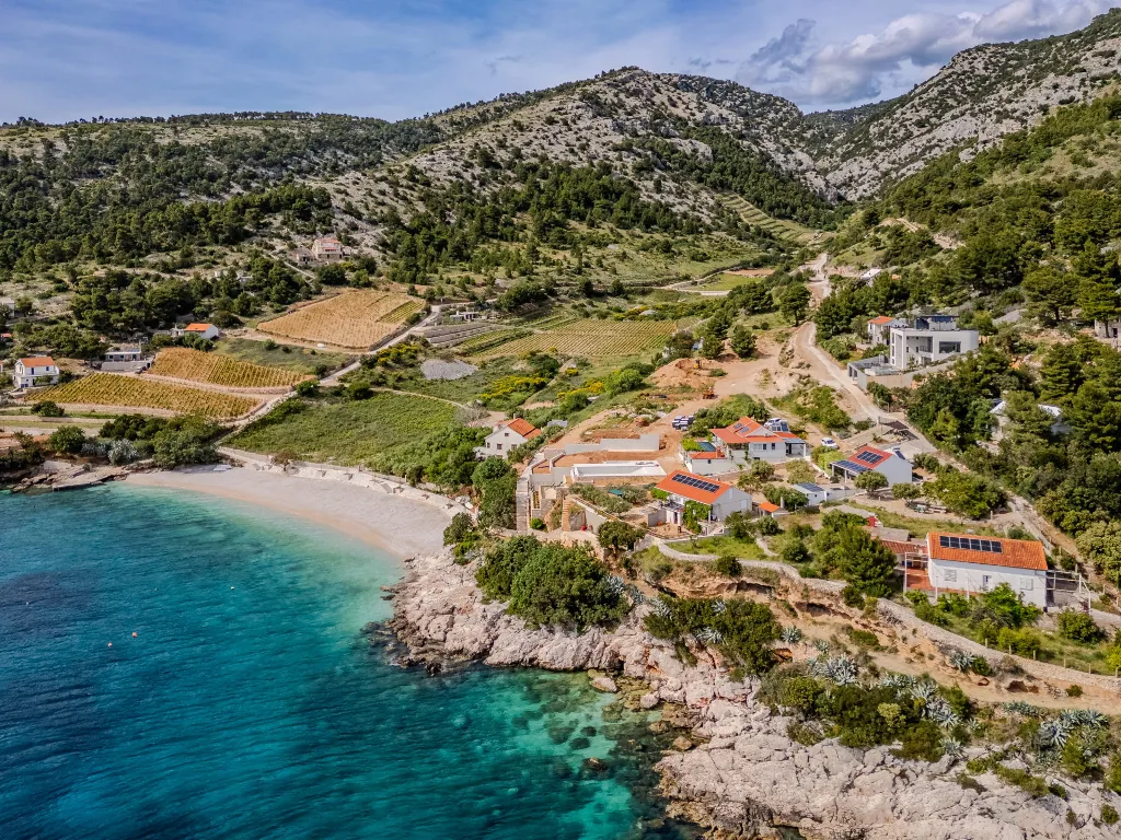 Modern Island Villa with Pool in Nerežišća