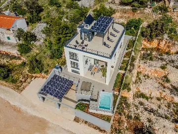 Modern Island Villa with Pool in Nerežišća