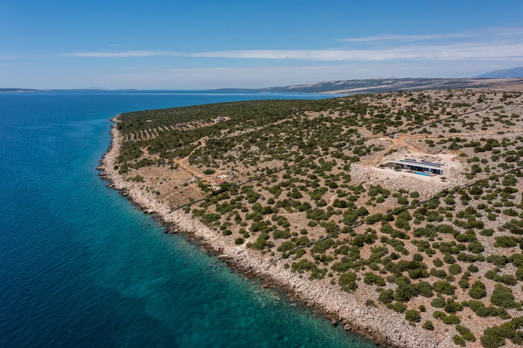 Private Island Villa with Pool in Pag