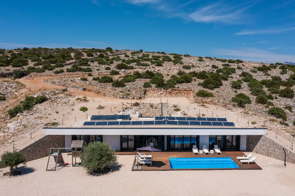 Private Island Villa with Pool in Pag