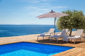 Private Island Villa with Pool in Pag